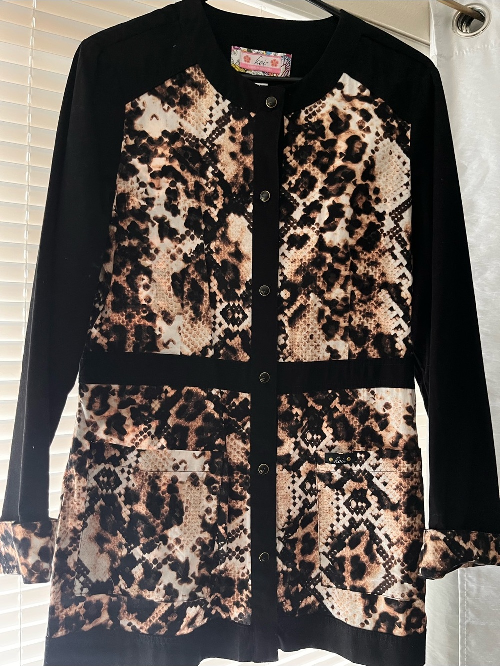 Medical Coat - Picture 2 of 2